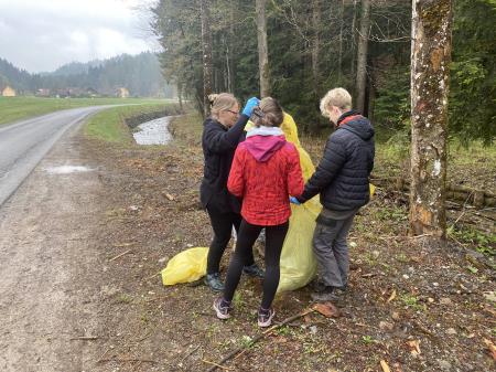 AB741EF3-A834-4F1C-B60A-8B9F52234A7D