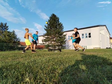 b2512e8b-6c8c-4cea-9445-e59caa01a17e