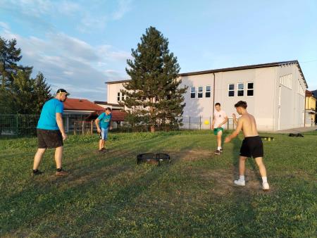 e4921134-cb43-41ec-8baf-2bccc4484dfe