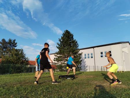 f46a4bf3-a8e0-4533-90d3-5254fe01b076